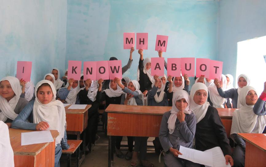 Foto: Huma Sultani Mens är en tabubelagd fråga i Afghanistan. Brist på toaletter och kunskap gör att många flickor stannar hemma när de har mens och missar skolan.