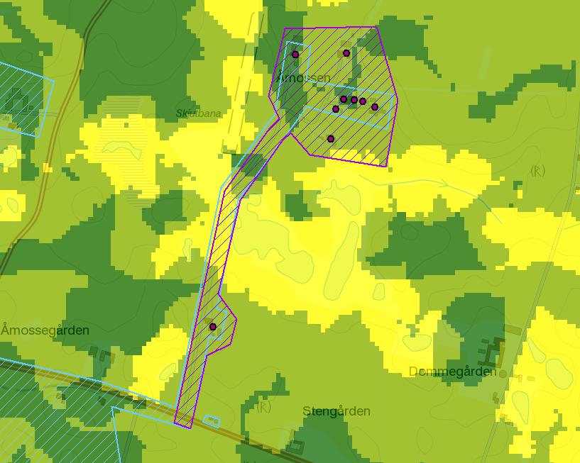 4.1.14 Åmossen Verksamhetsområde vatten Figur 19 t Åmossen i GIS-stödet med risk för påverkan vatten inom DARO (P11) Åmossen består av nio bebyggda fastigheter med varierande tomtstorlekar som sedan