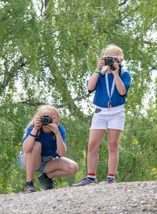 FOTOSAFARI Vecka 32 Gillar du att fotografera? Trivs du i skog och mark? Vi kombinerar fotografering med friluftsliv och ger oss ut för att fånga vår omgivning på bild.