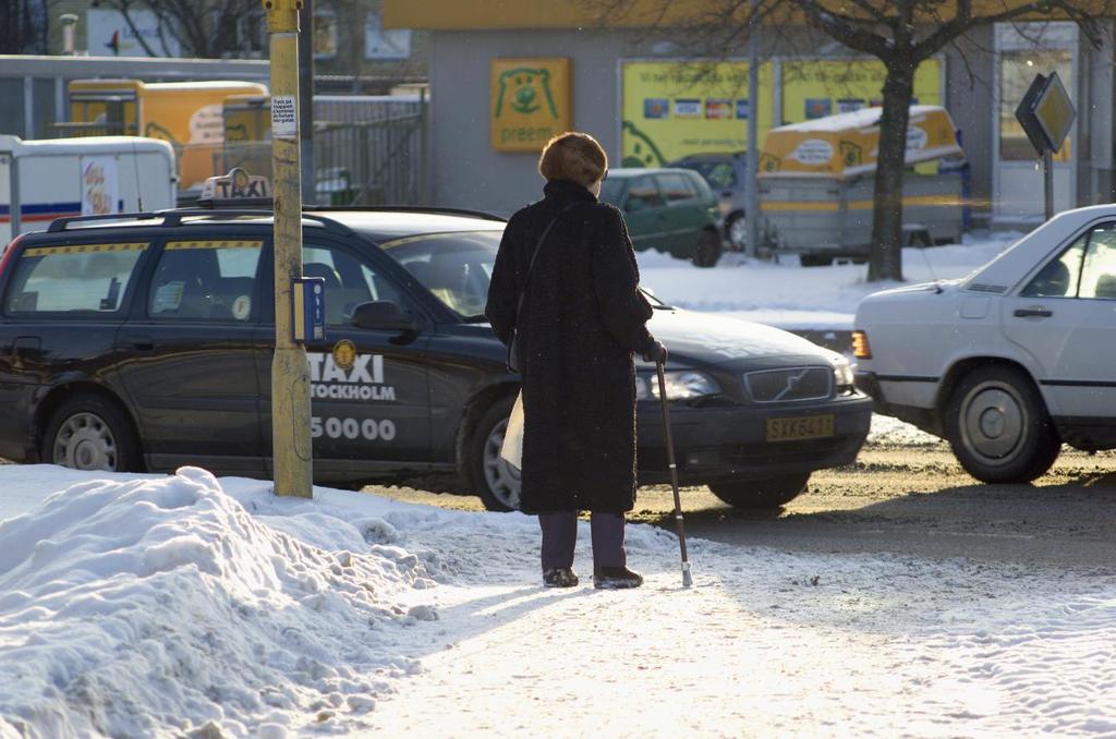 Diskussionsfrågor Vad kan du själv göra för att minska risken för en fallolycka? Hur kan du själv anmäla brister i trafikmiljön?