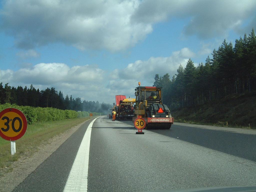 Toftaholm-Gränna 1998 och 1 Tillståndsfördelning ojämnheter och spår Fördelning IRI Toftaholm-Gränna 1998 och 1 Fördelning spårdjup K1 Toftaholm-Gränna 1998 och 1 IRI 6,, 3, 3,