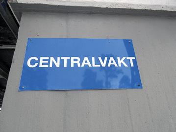 3 4 Ni kommer nu gå en liten promenad genom ytterligare en grind