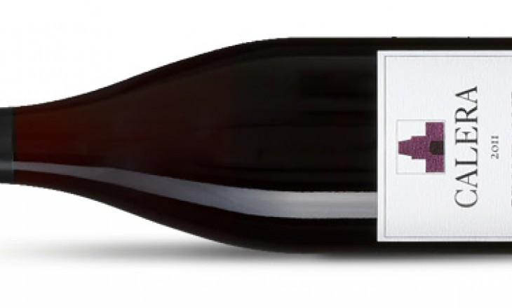 2013 Calera Pinot Noir (87282) USA, Kalifornien? 249 kramerikansk Pinot Noir går, till skillnad från Bourgogner mer mot mörkare frukt. Trevligt, kryddigt vin med fatkaraktär och mörka bär.