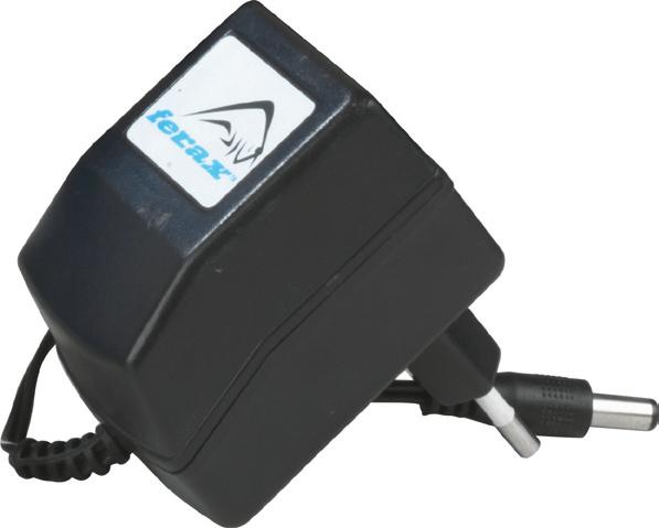 BRUKSANVISNING 04 GB USERS MANUAL 32 BRUKSANVISNING 07 D Lampa ścienna Multi USB, z gniazdem do ładowania