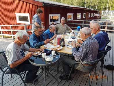 Vidar Björknäs har varit ledare för de gemensamma talkoträffarna. I juni började Vidar före varje talkokväll göra en lista på lämpliga göromål.