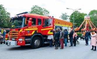 esöktes av.9 personer!