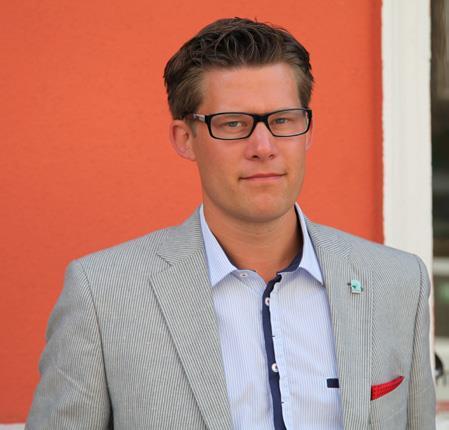 Röster om samverkan Några röster om samverkan och verklighetsanknytning: Mats Bååth, tidigare förvaltningschef för Skola- och utbildningsförvaltning: Samverkan mellan skola, näringsliv och andra