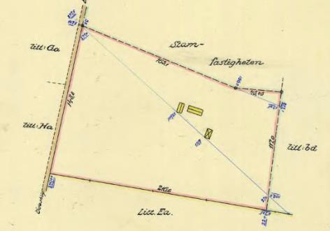 Sveriges Bebyggelse från ca 1944 finns följande: 2,5 ha åker. Tax. Jord 7.500. Förvärvad 1935. Trä, omkr. 1880, 2 rum, 1 kök. Omb. o. rest. 1940. El. Ekonomlbyggn.