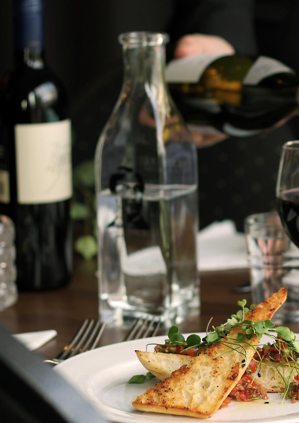 Restaurang Emilia Best Western Gustaf Fröding Hotell & Konferens är ett Svanenmärkt hotell och det är självklart för oss att alltid arbeta med så närproducerade och ekologiska råvaror