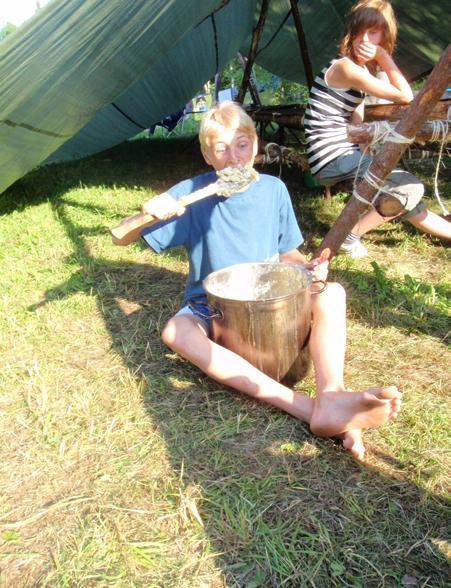 Efter en rafflande inledning av Tysklands representant, Johannes, där han satte i sig en halv kastrull gulasch utan yoghurt.