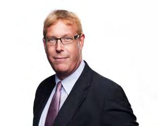 Investeringsansvarig och sedermera partner i IK Investment Partners 1998 2015 och konsult på Bain & Company 1997 1998.