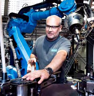 OM SANDVIK VÄRDESKAPANDE ERBJUDANDEN TILL VÅRA KUNDER I HELA VÄRLDEN Sandvik är en internationell högteknologisk industrikoncern med cirka 42 000 medarbetare och försäljning i över 160 länder.