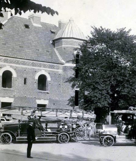 De båda paviljongerna fick fasaderna