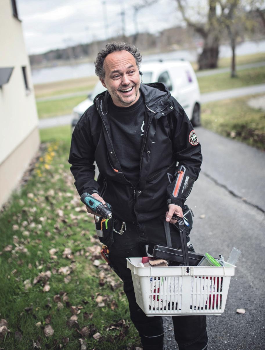 HEMMA HOS MIG Peter Jonsson Yrke: Tekniker (snart