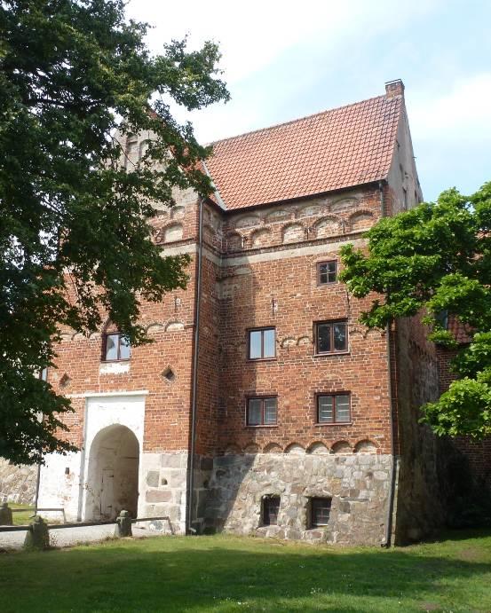 Södra fasaderna.