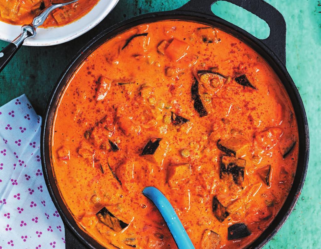 RECEPT 2 25 MIN 362 kcal/port. Energi från: Fett 30% Kolhydrater 59% Protein 11% Linsgryta med aubergine Värmande vegogogryta med mycket smak.