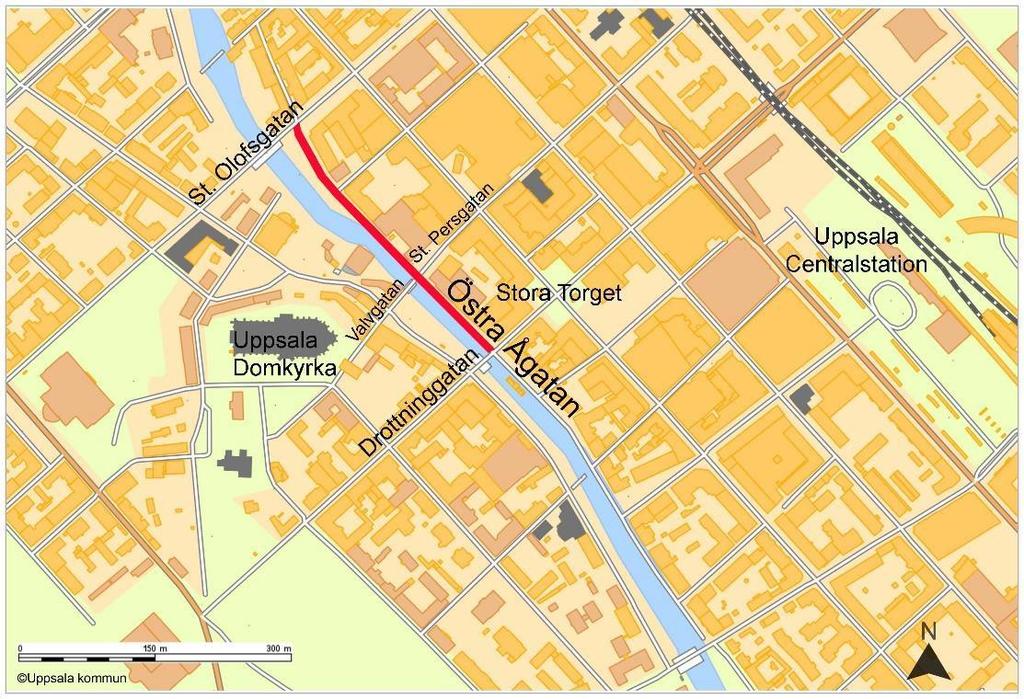 Figur 1. Karta över centrala Uppsala med det valda avsnittet av Östra Ågatan markerat i rött. Kartunderlag: Uppsala kommun (2017), Uppsala kommuns kartverktyg, med tillägg av Elias Stålnacke.