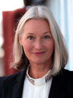 38 Styrelse, ledande befattningshavare och revisorer CHARLOTTE AHLGREN MORITZ Styrelseledamot och styrelseordförande sedan 2014 Charlotte Ahlgren Moritz (född: 1959) är vice rektor på Malmö