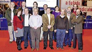 ASD 190:Maquetación 1 24/06/10 0:16 Página 14 14 Actualidad Sindical Marzo-Abril 2010- Nº 188 Eduardo Donaire resultó reelegido en el 12º Congreso de MCA-UGT Asturias que se celebró el 2 y 3 de