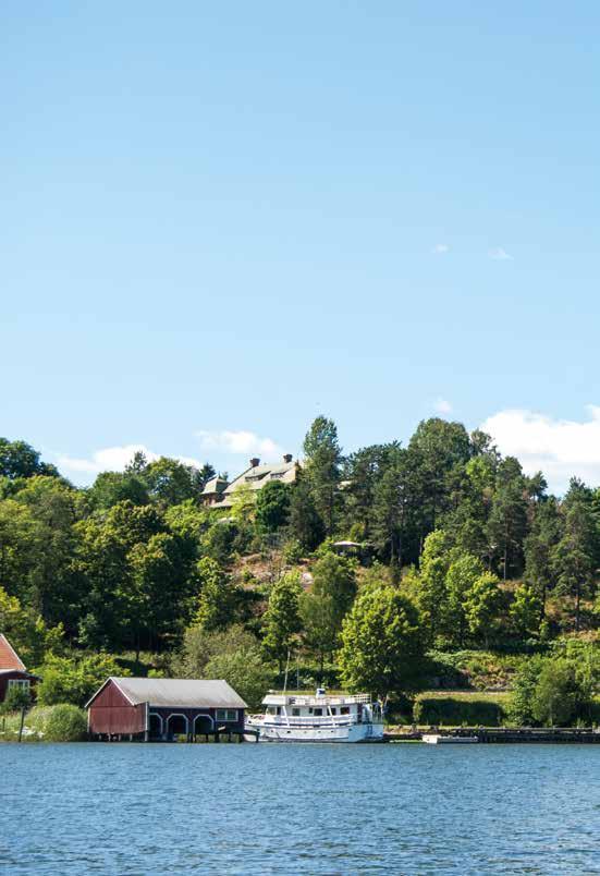 kultur & sevärdheter Liljedal Vy över Liljedal från sjön. Kyrkebysjön är en mysig vik av Vänern.