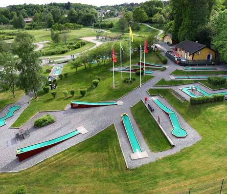 Bangolf Vackert belägen mitt i Munkedal invid Örekilsälven ligger bangolfklubben Munken, en av