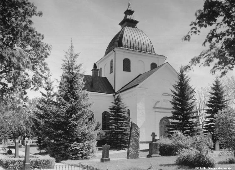 gård hade patronatsrätt till kyrkan ända till 1920-talet. Kyrkan är en av stormaktstidens få kyrkor i Örebro län och den enda i sitt slag.