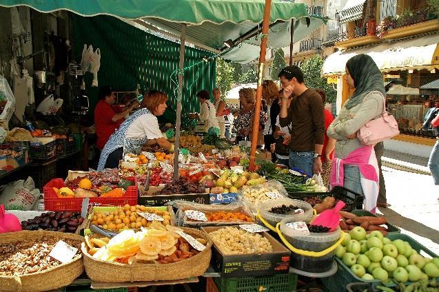 Granada & Las Alpujarras, Capileira - Bérchules, 7 nätter 2(6) Dag 1 Ankomst till Granada Du kommer till Granada med buss, och beroende på ankomsttid kanske du hinner uppleva delar av staden redan