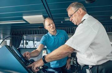 STENA TEKNIK Stena Teknik bistår de marina delarna av Stena med teknisk kunskap för att öka affärsområdenas konkurrenskraft och utveckla teknik för att hantera koncernens fartyg på ett säkert,
