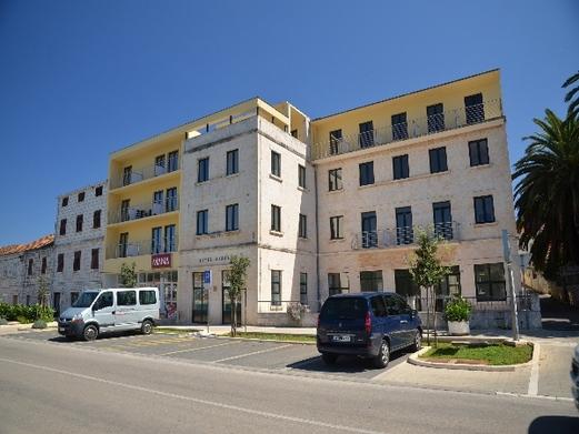 JADRAN PANSION COMFORT Jadran pension comfort is a small,
