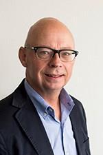 Tommy Ohlström, Stockholm, har ett förflutet inom politik, regeringskansli och som ledare i större organisationer.