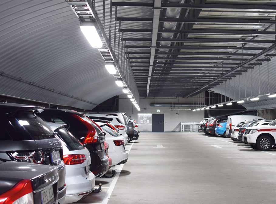 Varje bil som väljer att parkera i ett garage frigör 10 meter kantstensparkering på gatan.