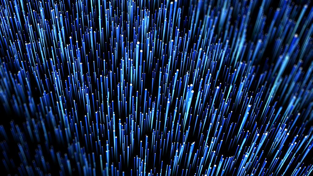 KONNEKTIVITET DCS01 är anslutet via fiber från Skanova, Sveriges största leverantör av fiber. Fibertrunkarna kommer från två olika väderstreck in till site:ns två MMR (Meet Me Room).