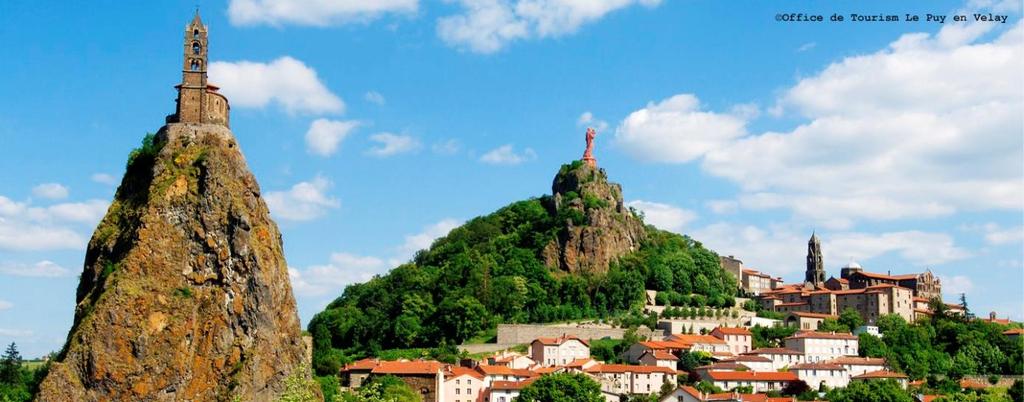 Via Podiensis, Le Puy-en-Velay Aumont-Aubrac, 5 nätter 1(6) Vandra i Frankrike Le Puy-en-Velay Via Podiensis, etapp 1, 5 nätter Le Puy-en-Velay Aumont-Aubrac, 4 vandringsdagar Via Podiensis har varit