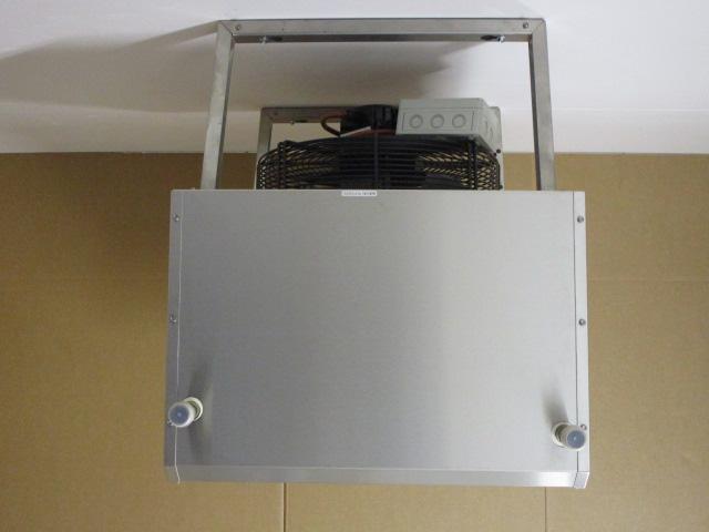 Borrmall för värmefläktarnas väggkonsol med minavstånd till vägg resp. tak se bilaga C.