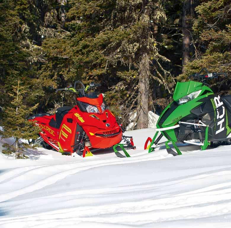 VärstinGduellen Ski-Doo FreeriDe 154 VS Arctic cat Hcr 153 TEXT & FOTO STEFAN SUND Lika tuffa som en crossmaskin men ändå anpassade för ett liv i lössnö.