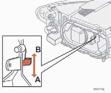 Reglaget på strålkastaren ska vara i läge (A) vid vänstertrafik eller läge (B) vid högertrafik.