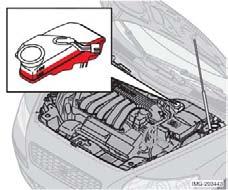 09 Underhåll och service Oljor och vätskor 09 Kontrollera kylvätskan regelbundet Nivån ska ligga mellan MIN- och MAX-markeringarna på expansionstanken.