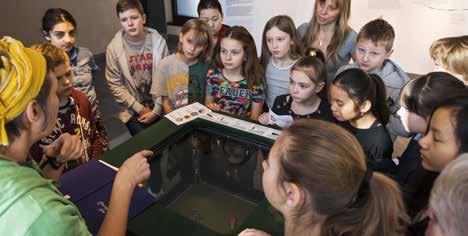 SIGTUNAHISTORIER SIGTUNA - STADEN DÄR VIKINGATIDEN TOG SLUT Sigtunahistorier är museets basutställning som berättar om Sigtuna kommuns historia.