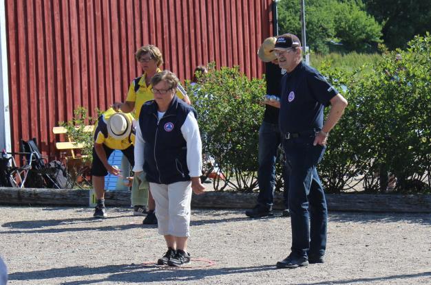 Det var 33 lag i öppen klass, 24 lag i V55 och hela 48 lag i V65. Lagen som spelade kom från ett stort område, de längst ifrån kom från Göteborg, till många från vår klubb.