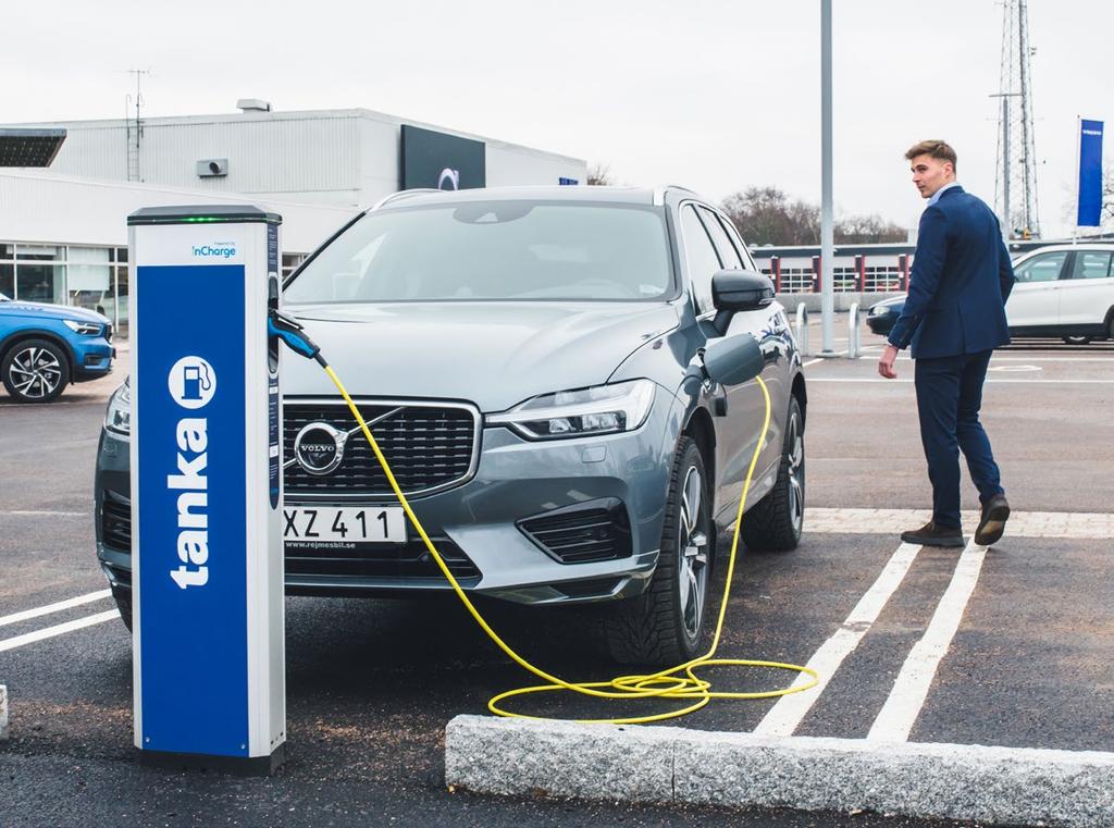 SVERIGES STÖRSTA NÄTVERK FÖR LADDSTATIONER Tillsammans med Vattenfall/Incharge planerar vi att installera 300 laddstationer för elbilar hos Volvo- och Renaulthandlare runt om i Sverige.
