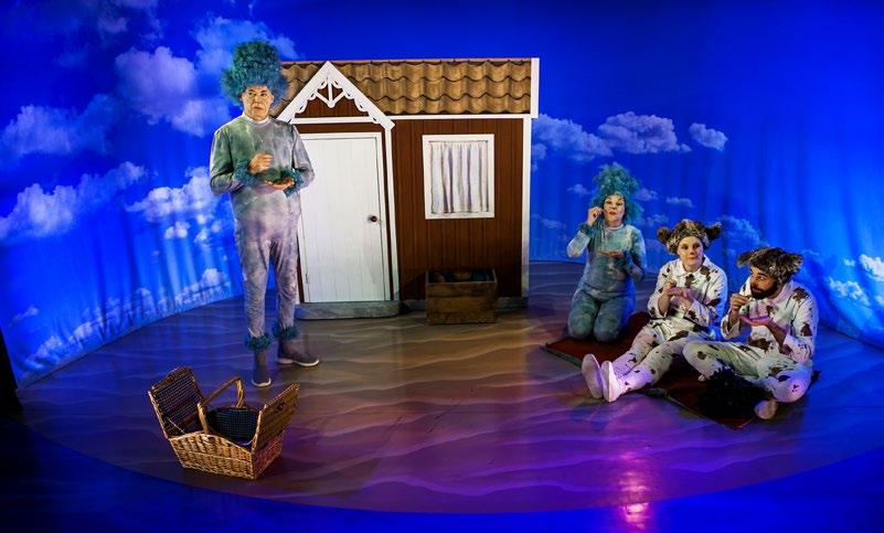 Målgrupp: 5-9 år På scen: Ann Katrin Andréasson, Willy Pettersson, Gustav Bloom och Josefin Larsson/Anna Asp Manus: Josefine Andersson, efter