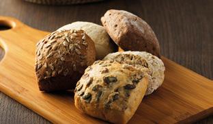 70 % av mjölet som använts vid bakning är fullkornsråg. Bakad i Finland.