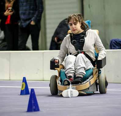 Vi vill skapa möjligheten att utöva sport tillsammans med andra i samma situation och få dessa individer att ta del av svensk parasport.