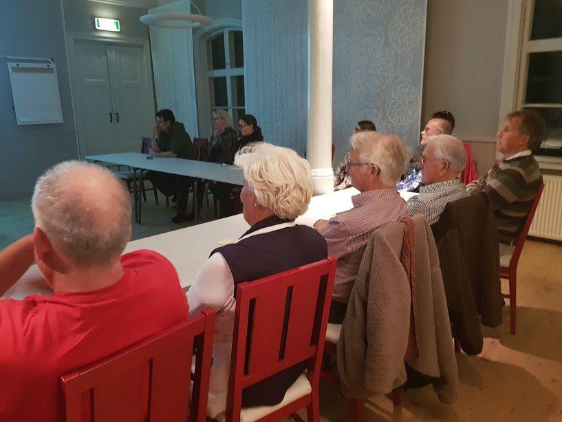 Målarter: Höststräckande arter och rariteter. Vi har bokat 10 platser på Ottenby vandrarhem för en intensiv skådarhelg i slutet av vecka 41.