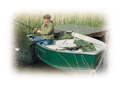 Lätta Stabila Tåliga Quicksilver aluminiumbåtar. Den idealiska båttypen när du snabbt vill ut på sjön för att fiska eller lätt komma ut och uppleva sjölivet.