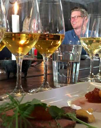 Lägg till en mindre summa och prova Kivik Musteris 4-åriga Calvados med den
