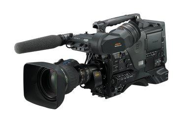 I Figur 7 nedan visas HDCAM-kamerorna HDW-650F och HDW-F900R samt HDCAM-SR kameran F-35 (ämnad åt filmproduktion).