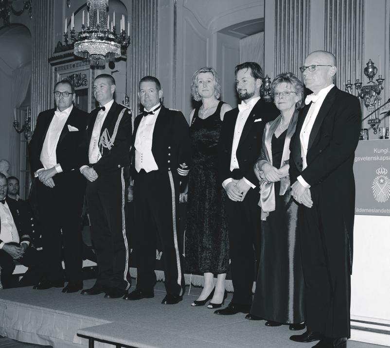 N r 4 oktober/ december 2013 Nya ledamöter fr vänster Rolf Tamnes, Pär Blid, Tommy Petersson, Pia Gruvö, Fredrik Bynander, Gudrun Persson och Claes Arvidsson. Foto:Cia Österberg.