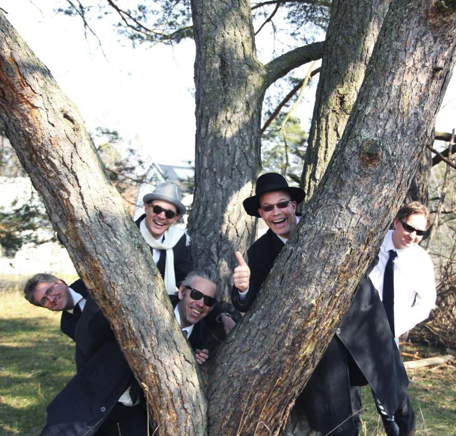 LIVE 18-19 JUNI FABIAN MÅNSSON & Co Micke Hujanen, Robert Ivansson & Peter Bergkvist Americana - a mix of country, folk, rock - with lyrical themes for us who are