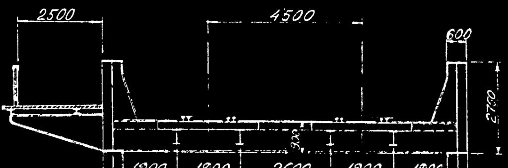 KAPITEL 5. BRO ÖVER SÖDER MÄLARSTRAND Figur 5.3: a) b) a) tvärsektion A-A, originalritning B1209-1, b) foto, vy från nordväst. Tabell 5.1: Geometri stålbalkar.